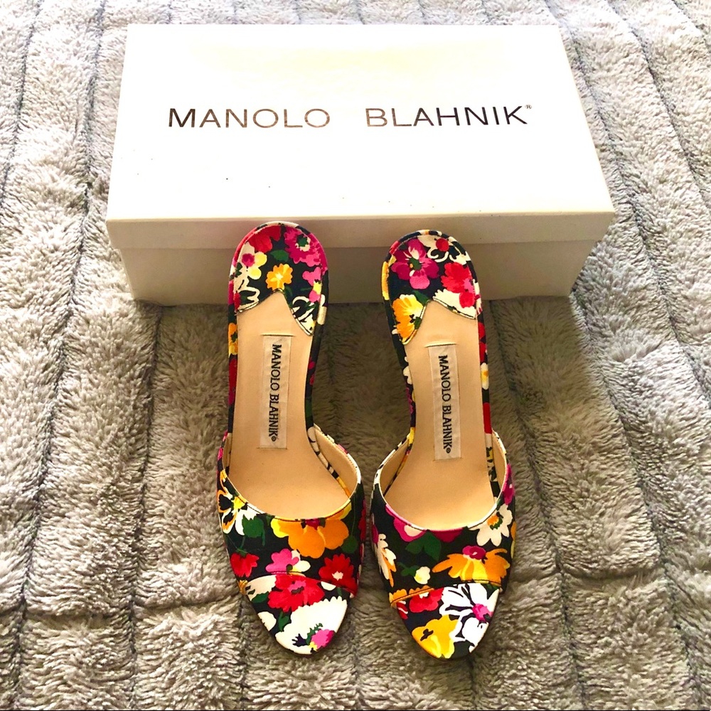 Manolo Blahnik Astuta Slide Sandals